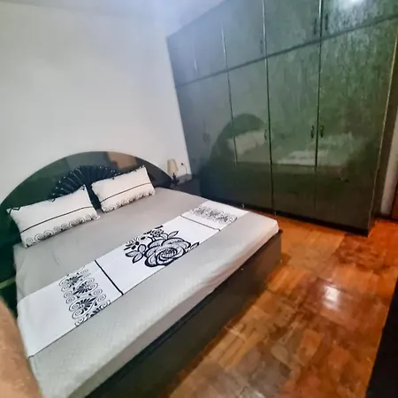Διαμέρισμα For Rent Τίρανα